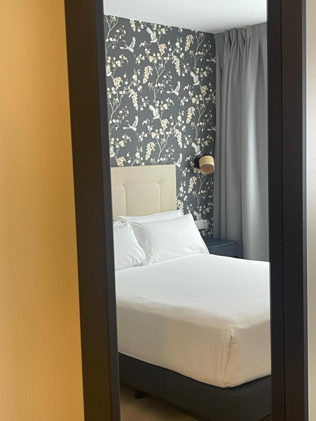 Hotel Cisneros Αλκαλά ντε Ενάρες Εξωτερικό φωτογραφία
